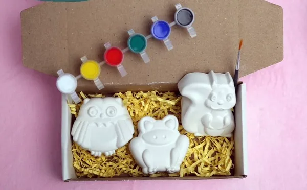 Diy_Paint_Your_Own_Animal_Figurines_Craft_Kit