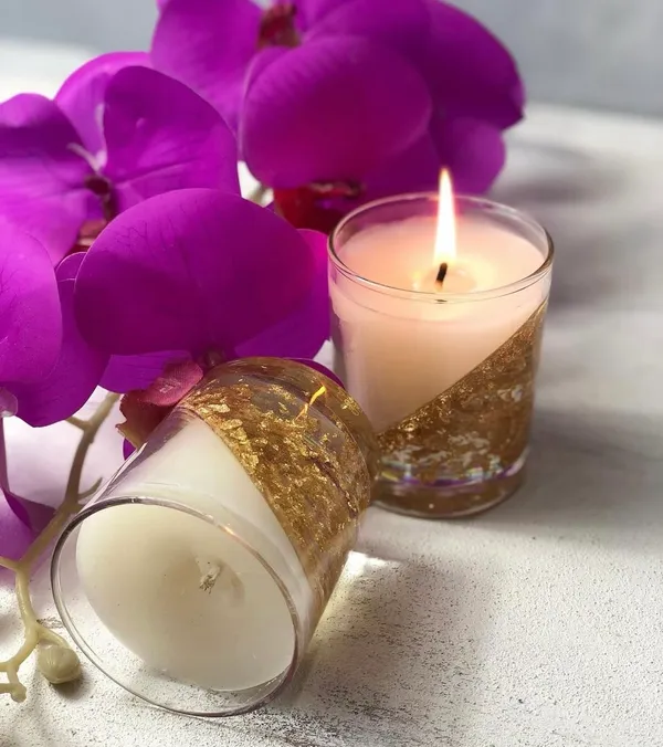 Decorative_Gold-Flecked_Scented_Candles_In_Glass_Jars_(Set_Of_2)