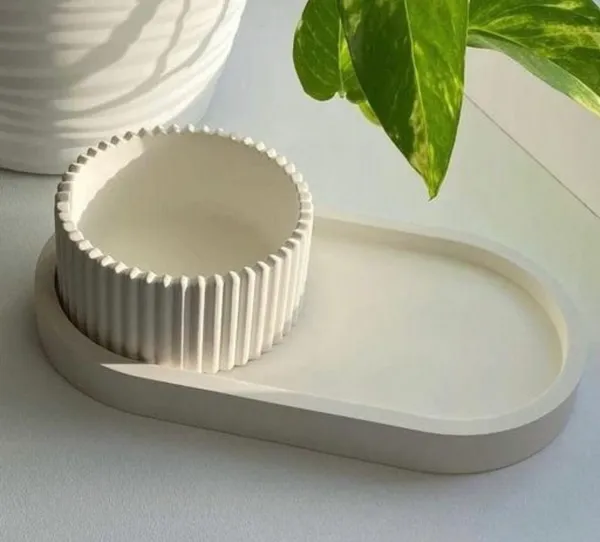 Ceramic_Soap_Dish_With_Ridged_Design_-_Oval_Tray_For_Bathroom_And_Kitchen