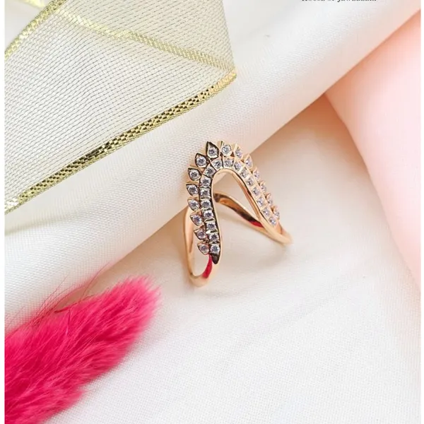 Gold_Alloy_VShaped_Ring_For_Women