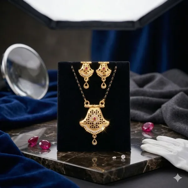 Gold_Alloy_Pendant_Necklace_and_Earrings_Set_For_Women