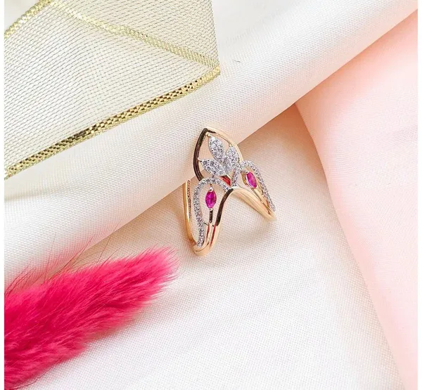 Gold_Alloy_Statement_Ring_For_Women