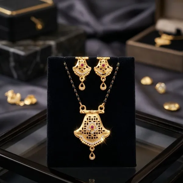Gold_Alloy_Pendant_Necklace_and_Earrings_Set_For_Women