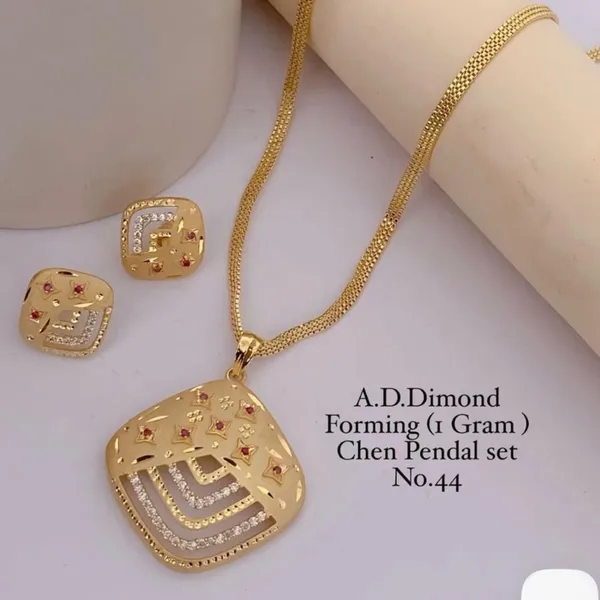 Gold_Alloy_Pendant_Set_with_Earrings_For_Women