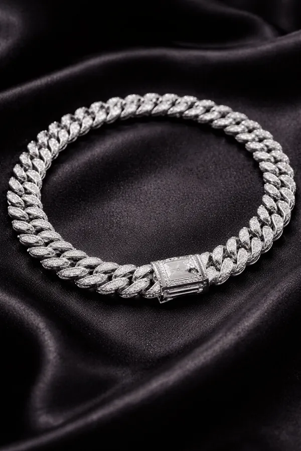 Elegant_Braided_Silver-Tone_Crystal_Bracelet