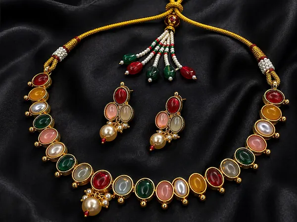 Indian_Shringar_Pearl_Kundan_Necklace_Set_|_Monalisa_Stone_Gold_Finish_Choker_with_Earrings_|_Adjustable_Ethnic_Jewelry