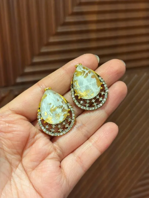 Aabroo_White_Marble_Glow_Earrings