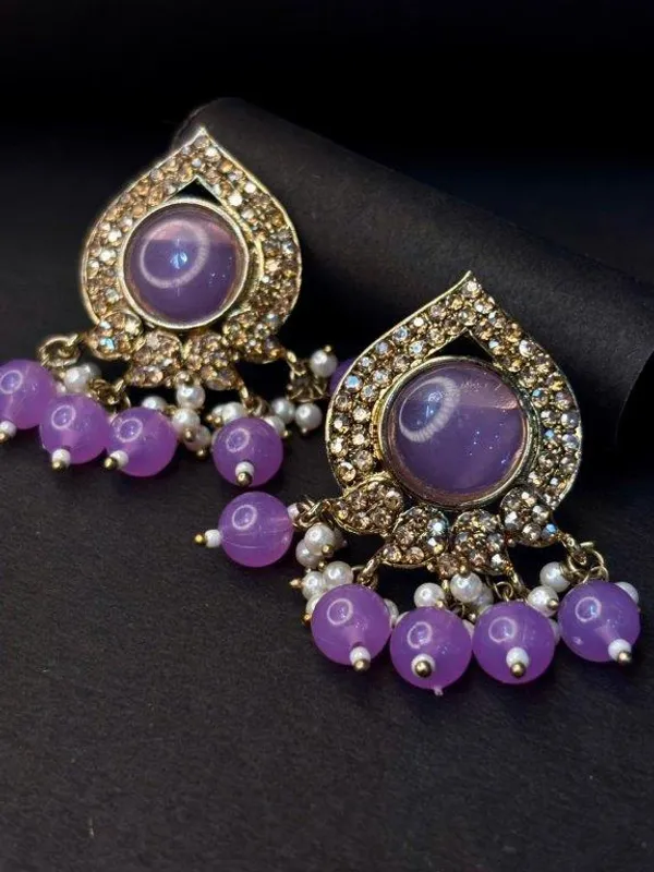 Aarika_Lavender_Pearl_Kundan_Earrings