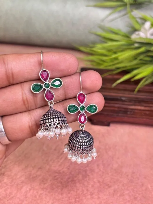Aarini_Blush_Bloom_Red_Green_Earrings