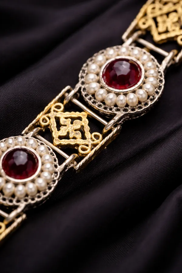 Indian_Shringar_Dual_Tone_Brass_Necklace_Set_|_Monalisa_Stone_Ethnic_Chain_with_Earrings_|_Adjustable_Thread_Jewelry
