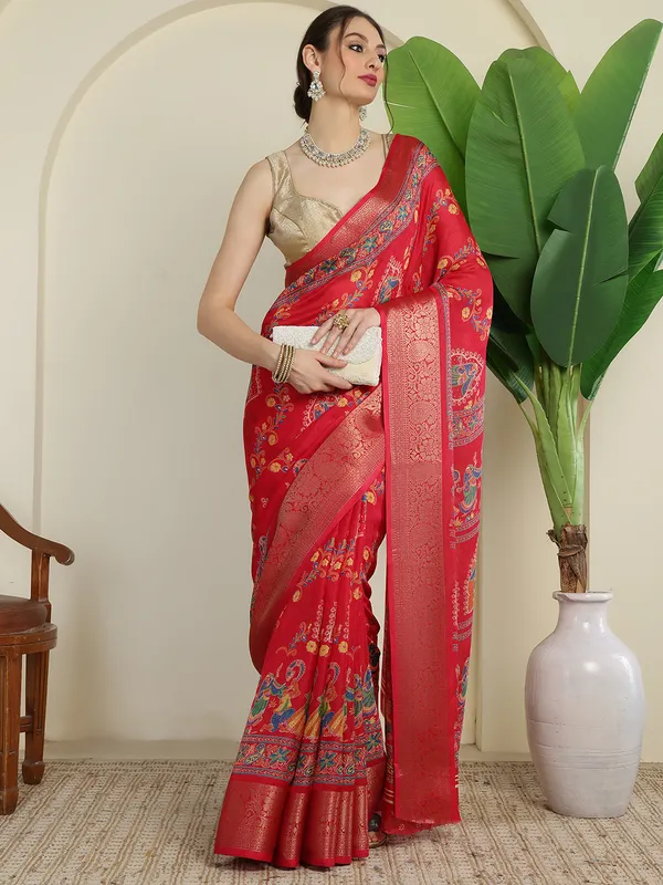 Crimson_Red_Banarasi_Art_Silk_Saree_with_Traditional_Folk_Dance_Print_&_Rich_Zari_Border