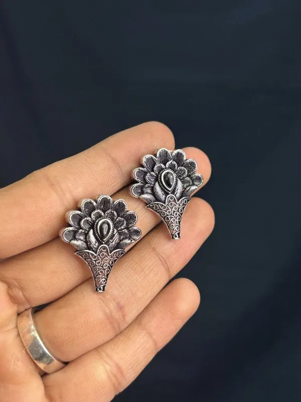 Elegant_Silver_Replica_Floral_Earrings_with_Ruby__Black_Monalisa_Stone_|_Brass_Stud_Earrings