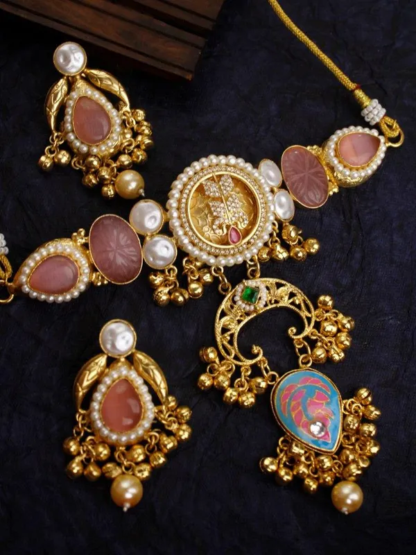 Golden_Ghungroo_Necklace_Set_with_Pearl_&_Peach_Stone_Detailing_|_Indian_Shringar