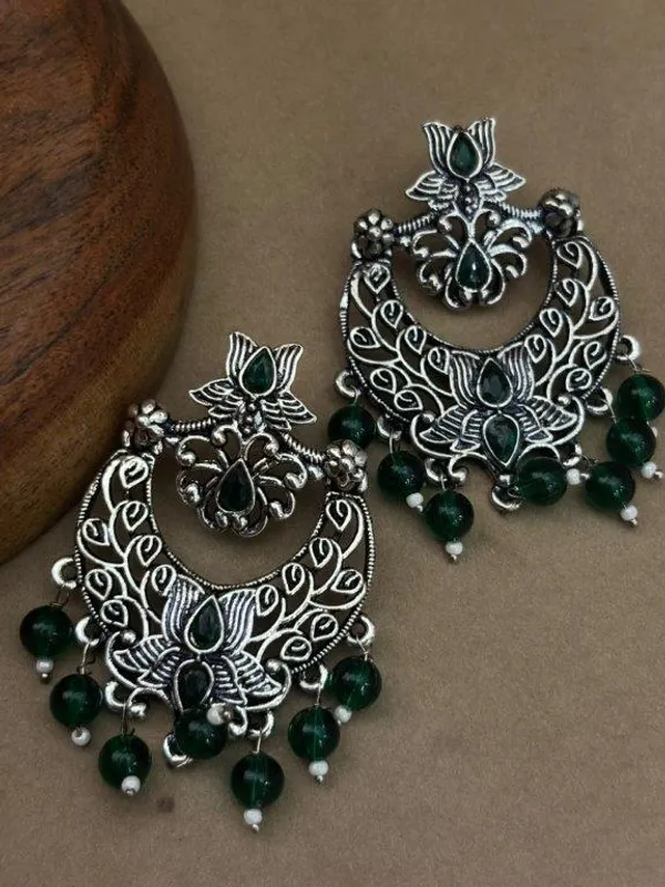 Gulnaar_Blush_Green_Oxidised_Chandbali_Earrings