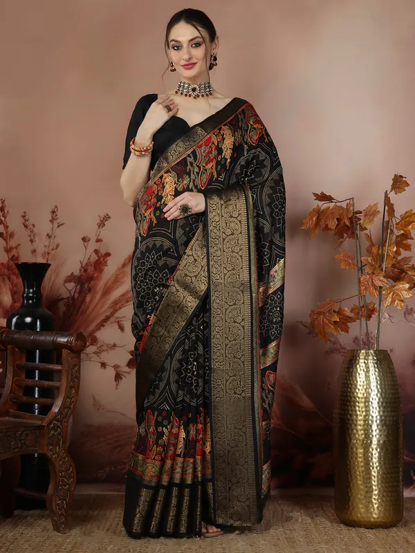 Indian_Shringar_Black_Banarasi_Silk_Saree_with_Woven_Floral_&_Traditional_Motif_Design_and_Unstitched_Blouse_Piece
