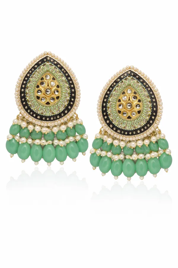 Indian_Shringar_Green_Kundan_Stud_Earrings_for_Women_|_Traditional_Wedding_&_Festive_Jewellery