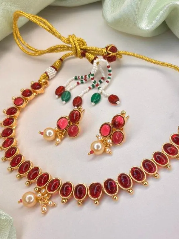 Indian_Shringar_Pearl_Kundan_Necklace_Set_|_Monalisa_Stone_Gold_Finish_Choker_with_Earrings_|_Adjustable_Ethnic_Jewelry