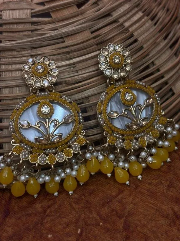 Indian_Shringar_Yellow_Kundan_Statement_Earrings_|_MOP_Floral_Design_with_Pearl_Drops_|_Ethnic_Festive_Jewelry