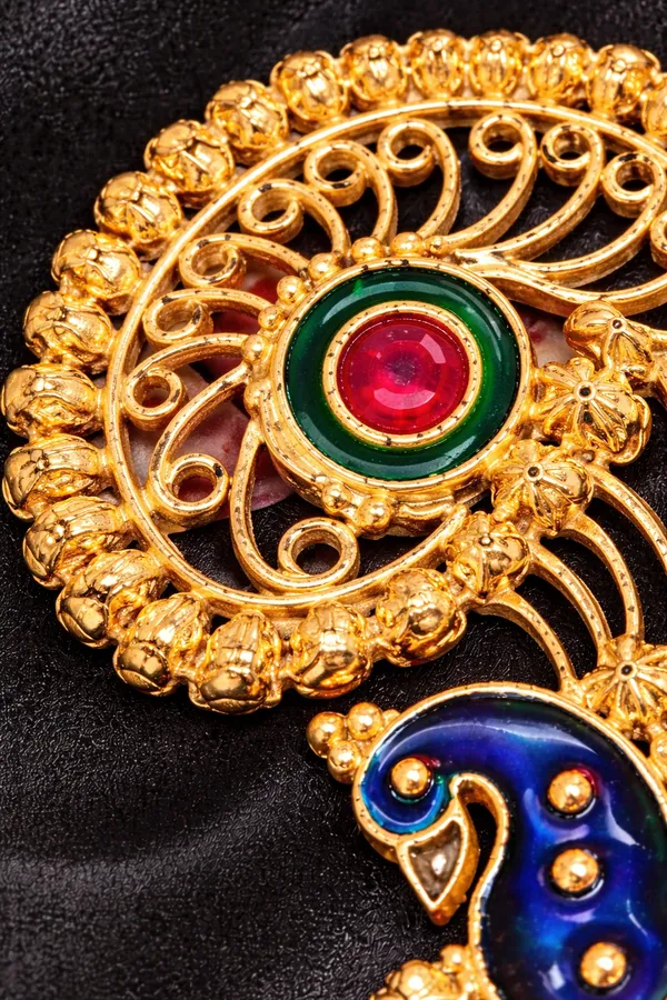Indian_Shringar_Peacock_Kundan_Ear_Cuff_Earrings_|_Meenakari_Jhumka_Ear_Chain_with_Pearl_Drops_|_Statement_Ethnic_Jewelry