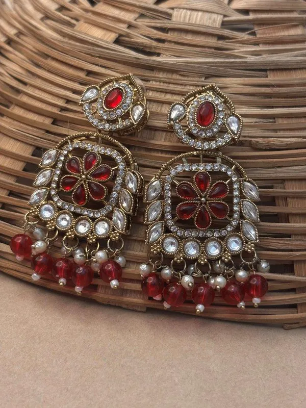 Crimson_Ruby_Red_Kundan_Earrings