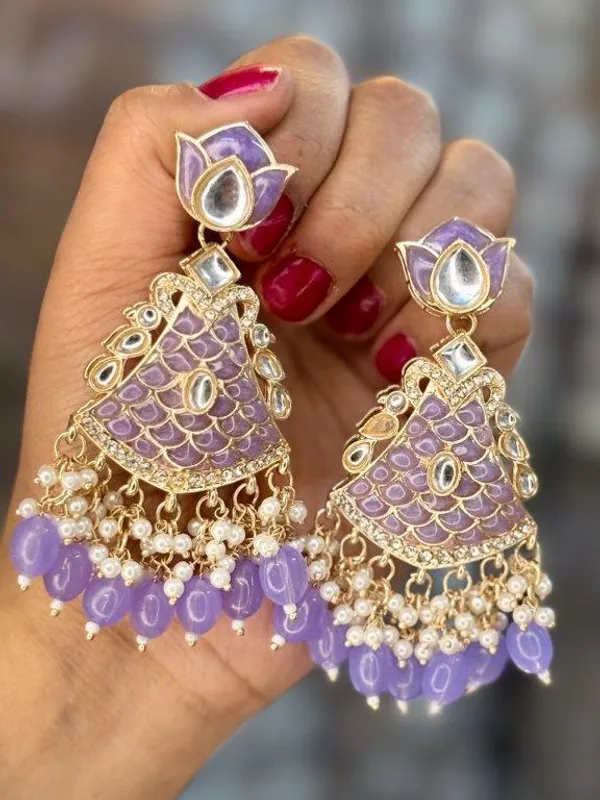 Mahira_Lavender_Petal_Elegance_Earrings