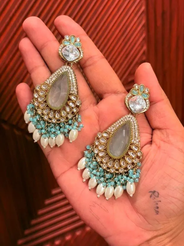 Noorza_Midnight_Pearl_Sky_Blue_Kundan_Earrings