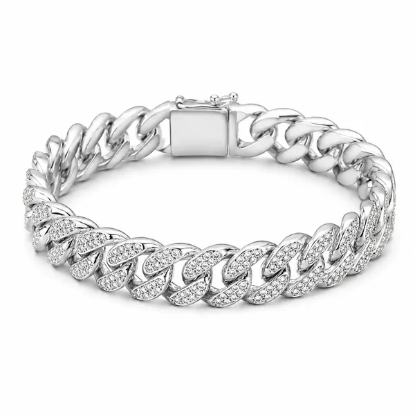 Elegant_Silver-Toned_Crystal-Studded_Bracelet