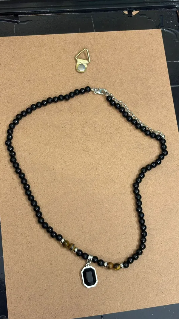 Black_Beaded_Stone_Necklace_with_Silver_Pendant