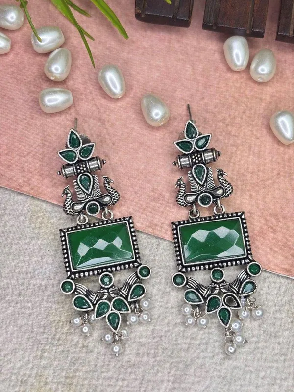 Roselle_Pearl_Green_Monalisa_German_Silver_Earrings