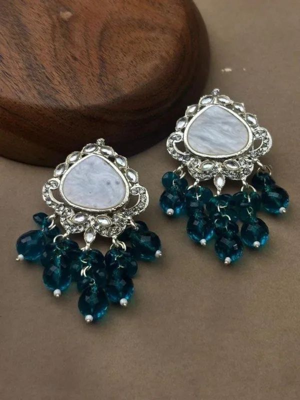 Ruhina_Pearl_Bloom_Blue_Earrings