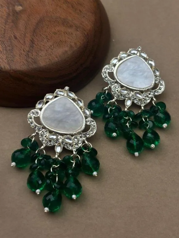 Ruhina_Pearl_Bloom_Green_Earrings