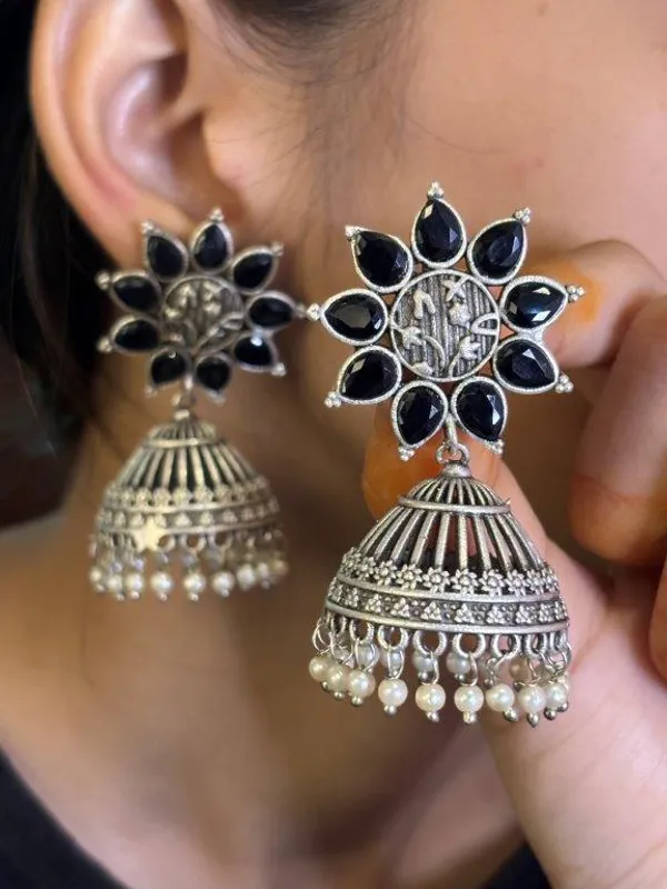 Silver_Look_Alike_Earrings_???_Black_???