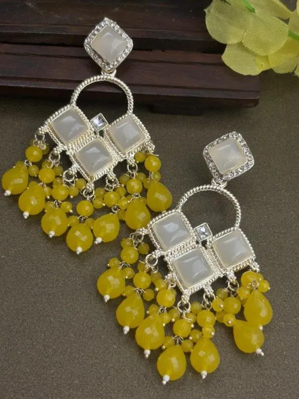 Silver_Tone_Kundan_Earrings_with_Yellow_Beads_&_Pearl_Work_|_Indian_Shringar