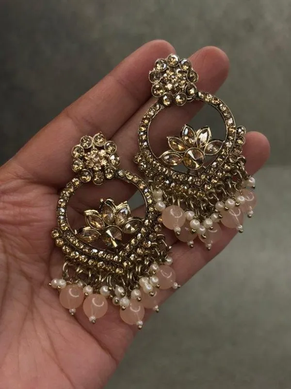 Traditional_Kundan_Drop_Earrings_for_Women_|_Long_Ethnic_Statement_Earrings_|_Indian_Shringar