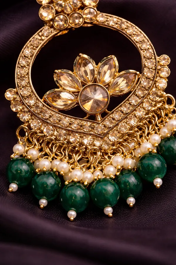 Traditional_Kundan_Drop_Earrings_for_Women_|_Long_Ethnic_Statement_Earrings_|_Indian_Shringar