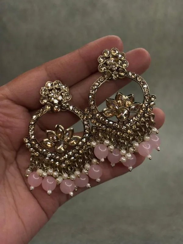 Traditional_Kundan_Drop_Earrings_for_Women_|_Long_Ethnic_Statement_Earrings_|_Indian_Shringar