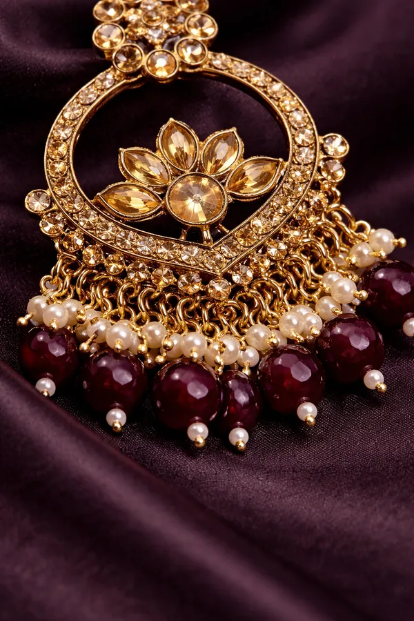 Traditional_Kundan_Drop_Earrings_for_Women_|_Long_Ethnic_Statement_Earrings_|_Indian_Shringar
