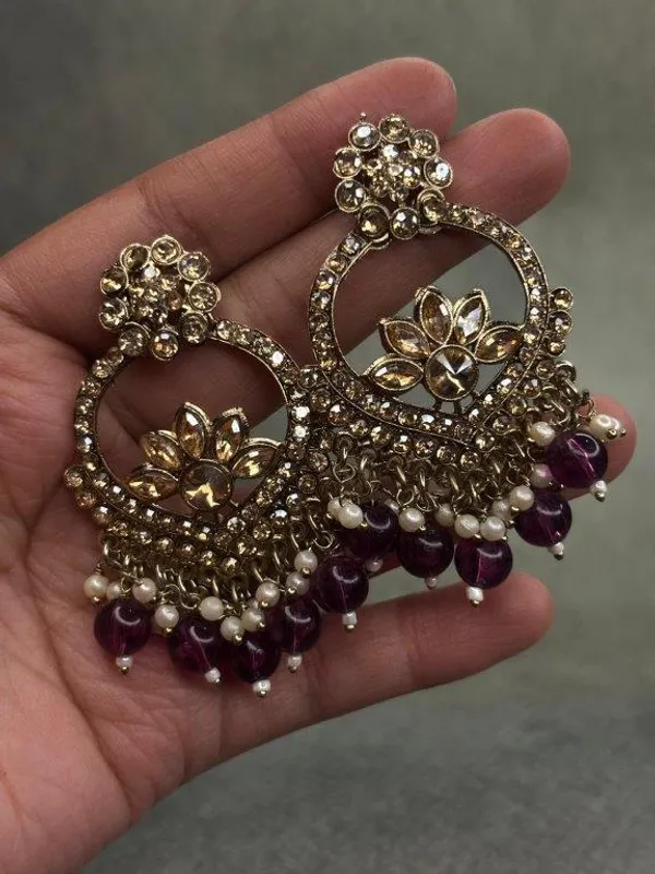 Traditional_Kundan_Drop_Earrings_for_Women_|_Long_Ethnic_Statement_Earrings_|_Indian_Shringar