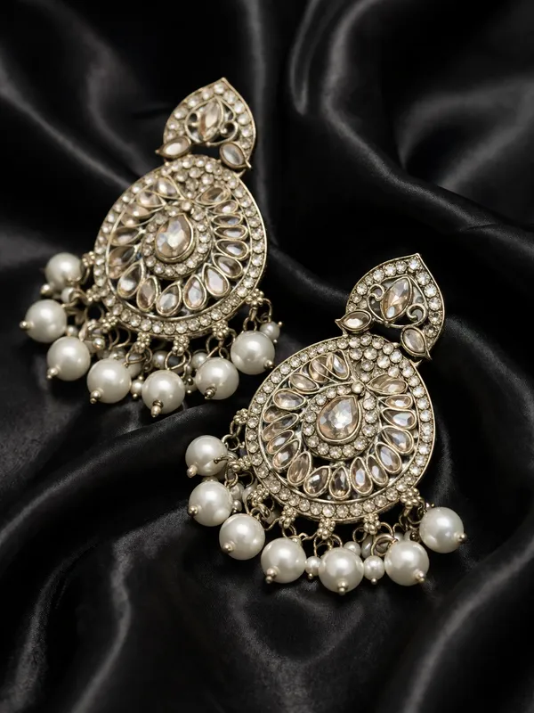 Traditional_Kundan_Chandbali_Earrings_for_Women_|_Long_Ethnic_Statement_Earrings_|_Indian_Shringar
