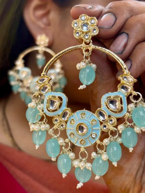 Zarmina_Sky_Blue_Kundan_Chand_Earrings