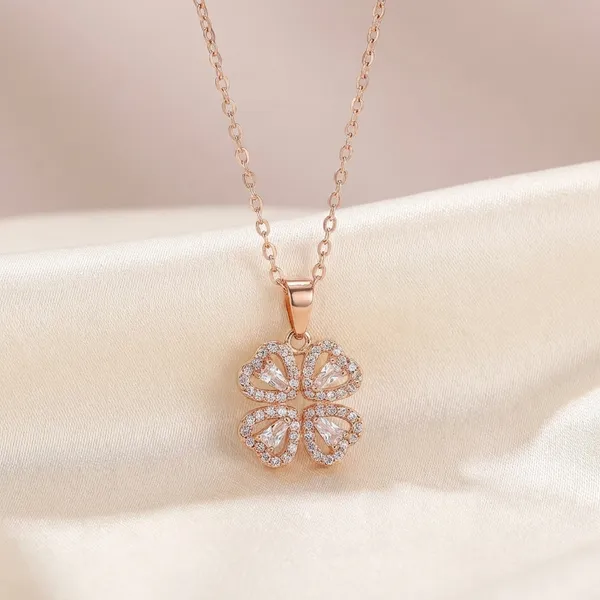 Rose_Gold_Four-Leaf_Clover_Crystal_Pendant_Necklace
