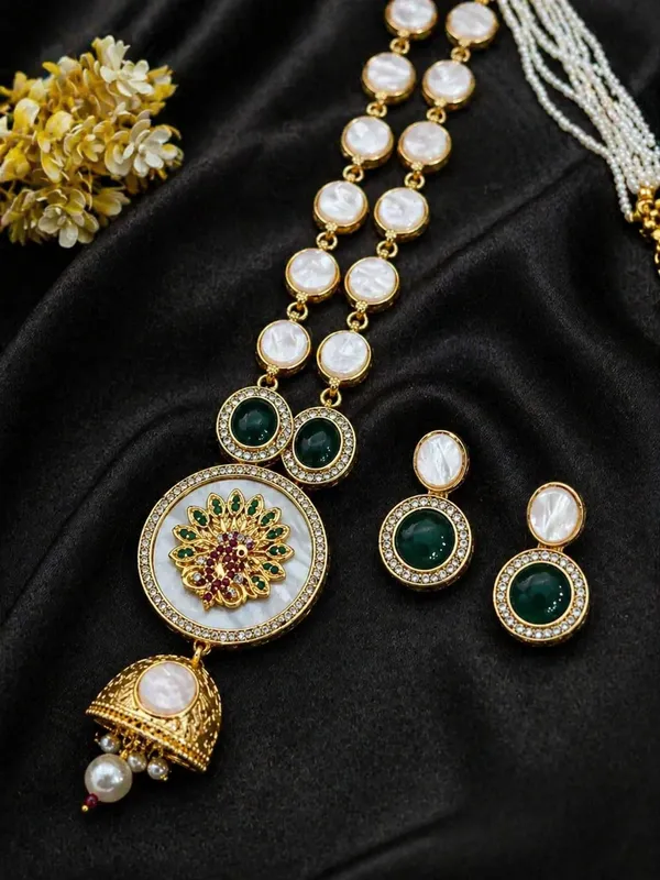 Indian_Shringar_MOP_Long_Necklace_Set_|_AD_Stone_Pearl_Mala_with_Pendant_|_Gold_Finish_Copper_Ethnic_Jewelry