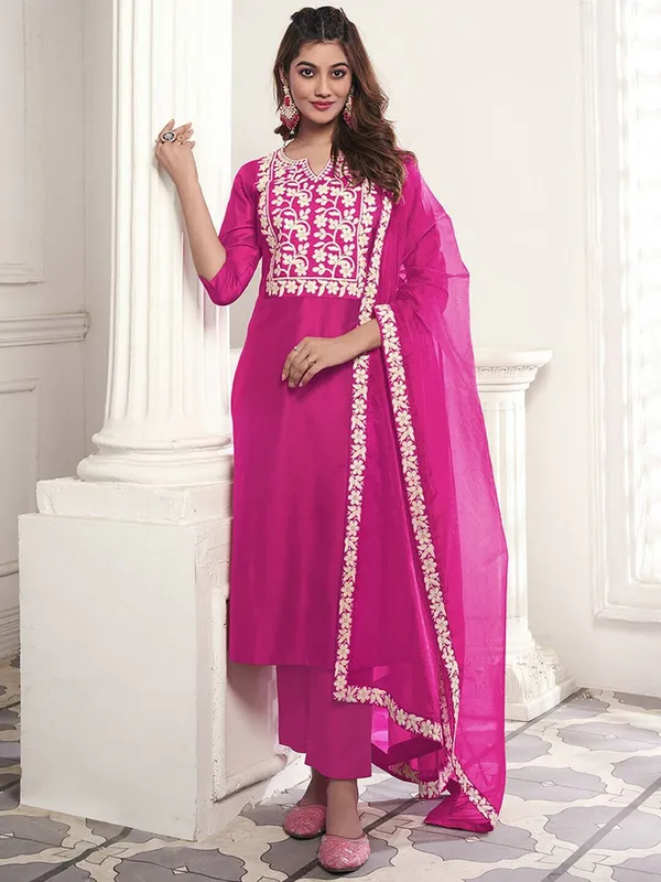 Pink_Rayon_Slub_Premium_&_Fancy_Design_Kurta_Set_For_Women