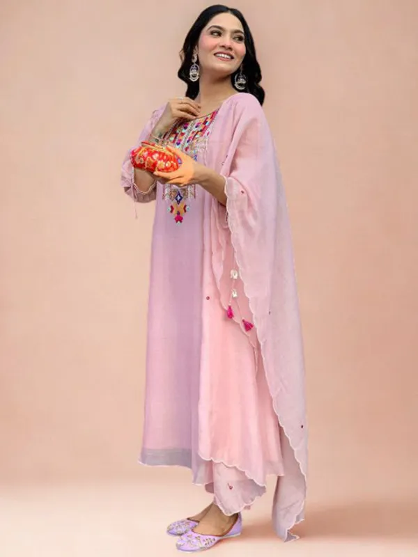 Pink_Roman_Silk_Premium_&_Fancy_Design_Kurta_Set_For_Women