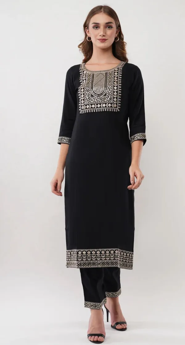 Black_Rayon_Slub_Premium_&_Fancy_Design_Kurta_Set_For_Women
