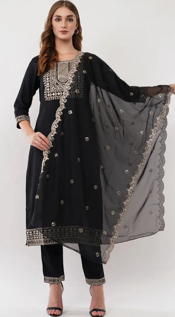 Black_Rayon_Slub_Premium_&_Fancy_Design_Kurta_Set_For_Women