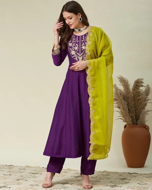 Purple_Chanderi_Premium_&_Fancy_Design_Kurta_Set_For_Women
