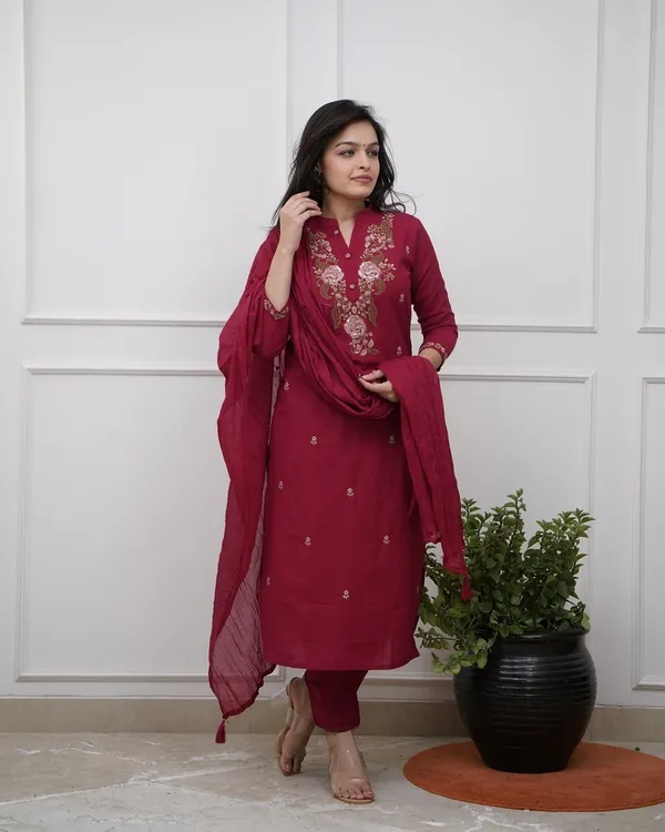 Maroon_Chanderi_Premium_&_Fancy_Design_Kurta_Set_For_Women