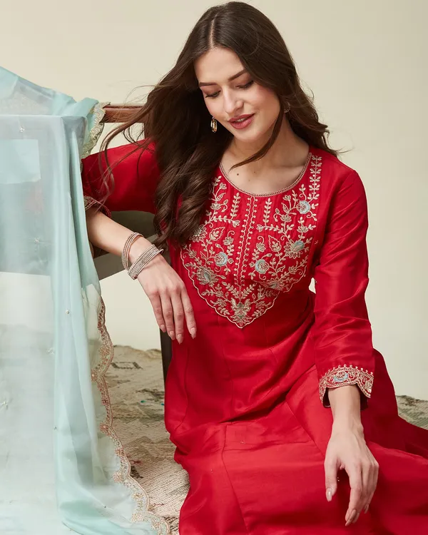 Red_Chanderi_Premium_&_Fancy_Design_Kurta_Set_For_Women