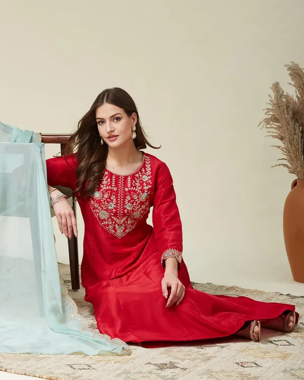 Red_Chanderi_Premium_&_Fancy_Design_Kurta_Set_For_Women